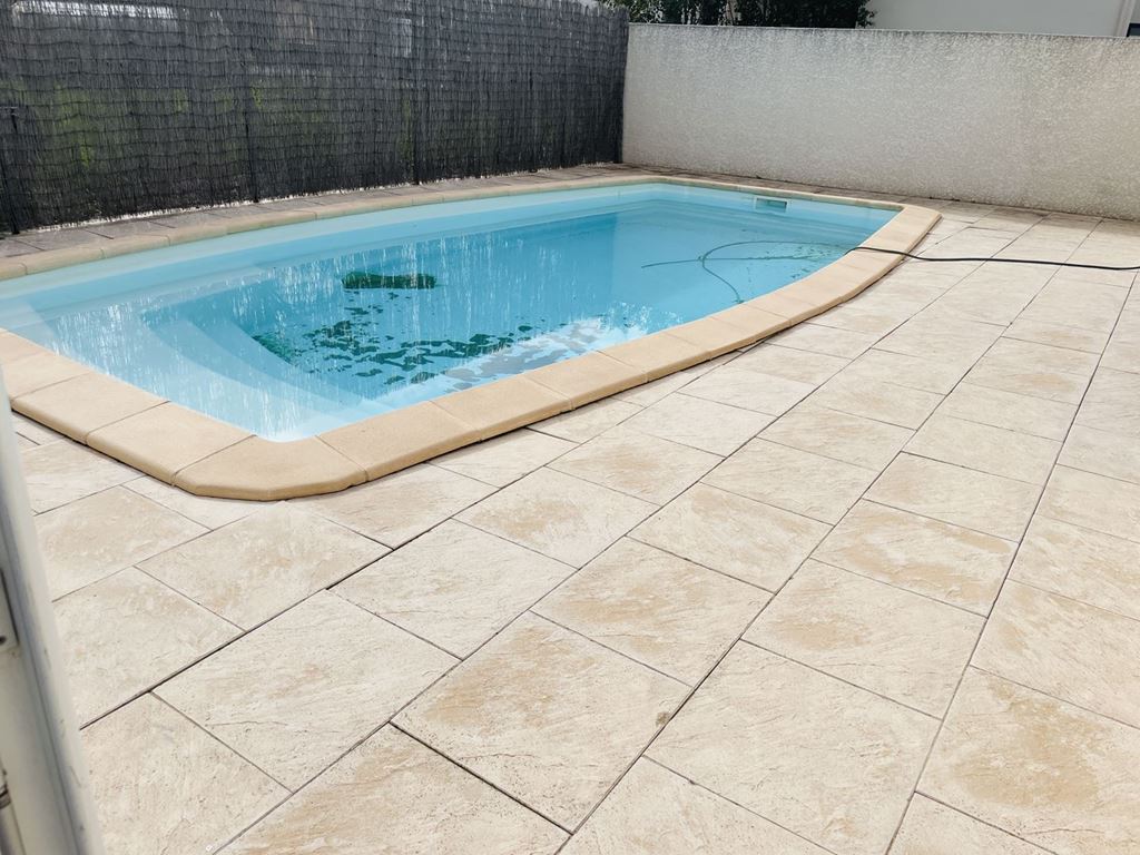 Villa ARMISSAN (11110) NEXTLOGIS