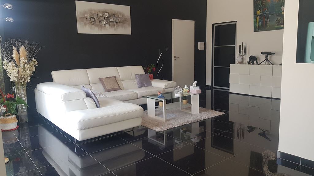 Maison Contemporaine ARGELIERS (11120) NEXTLOGIS