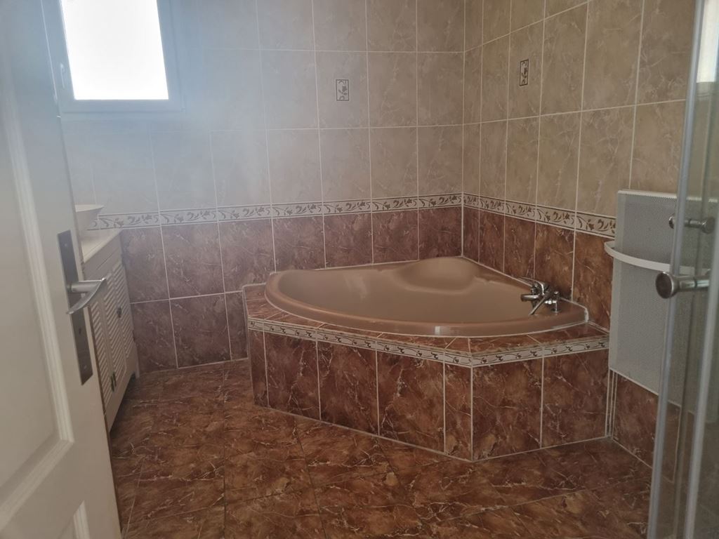 Maison de plain pied GINESTAS (11120) NEXTLOGIS